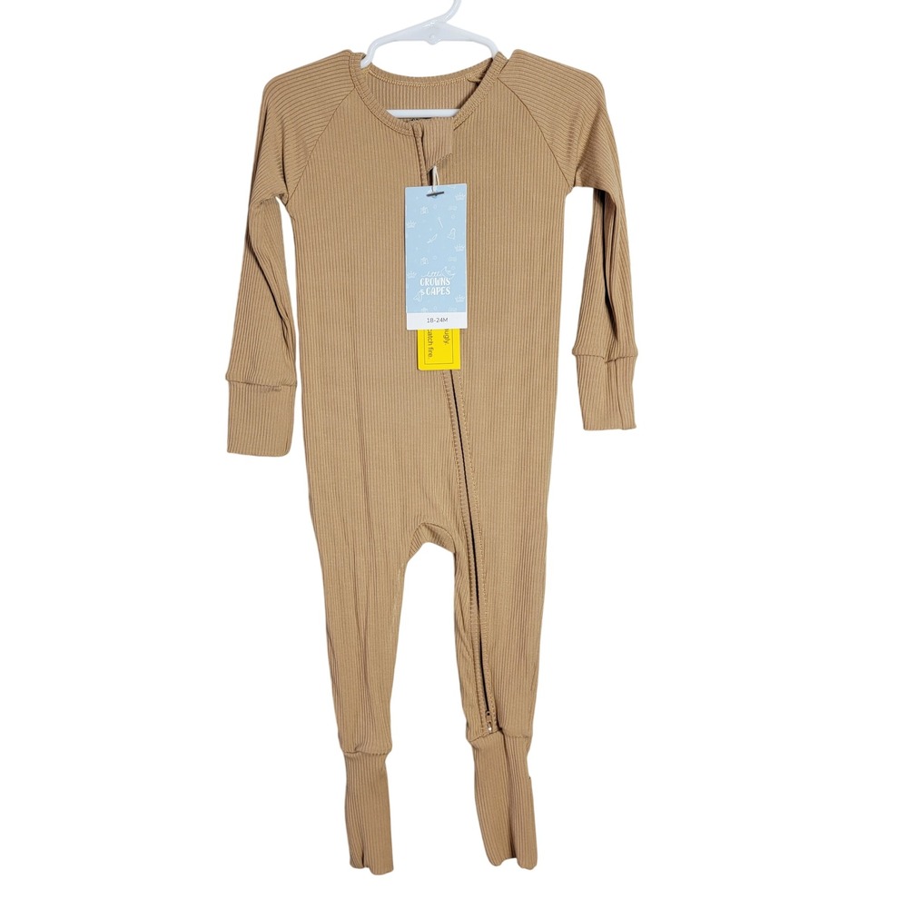 Little Crowns & Capes Bamboo Ribbed Zippy‎ 18-24m Tan Romper Pajamas NWT